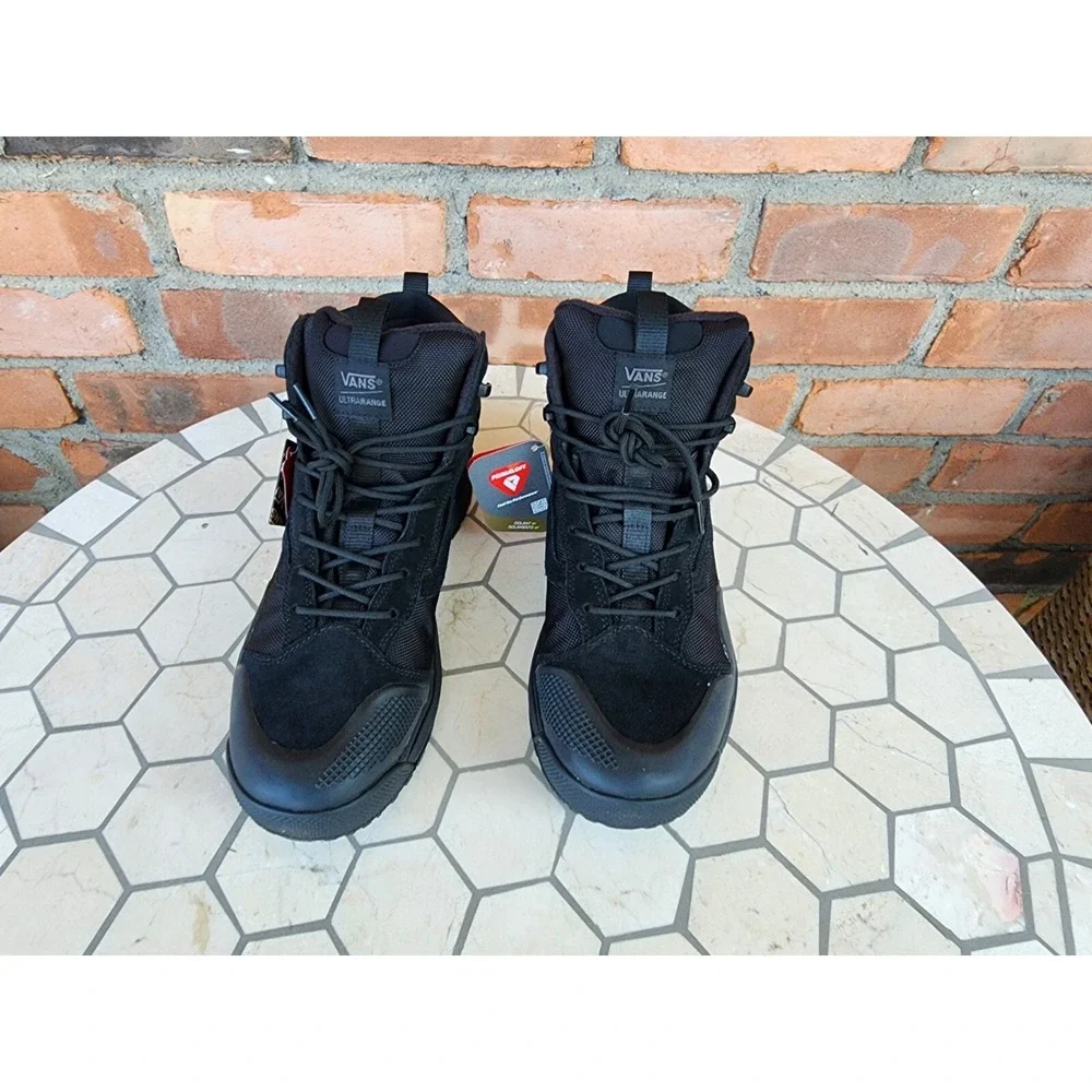 Men Sz 7 VANS UltraRange EXO‎ Hi MTE-2 Waterproof Blackout Outdoor Hiking Boots
